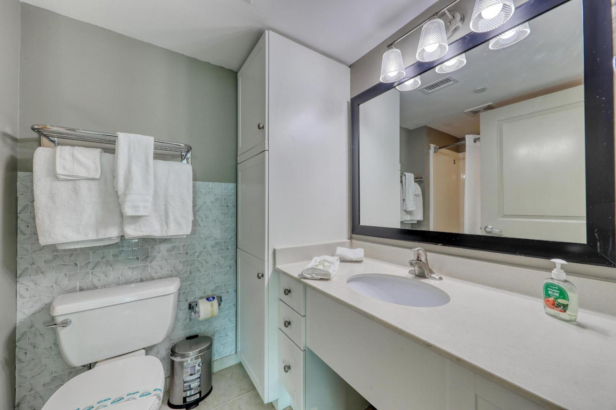 Вилла 107 S Ocean Blvd, 0308 - Ocean Front Sleeps 6 Миртл-Бич Экстерьер фото
