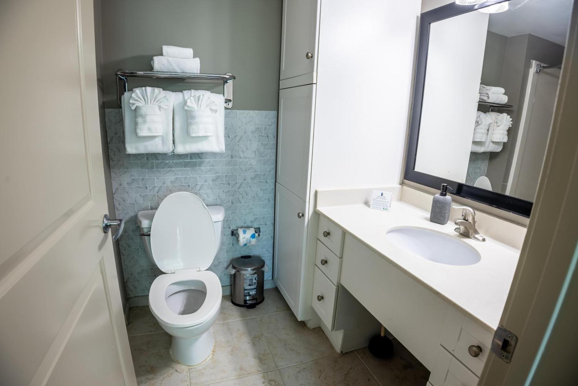 Вилла 107 S Ocean Blvd, 0308 - Ocean Front Sleeps 6 Миртл-Бич Экстерьер фото