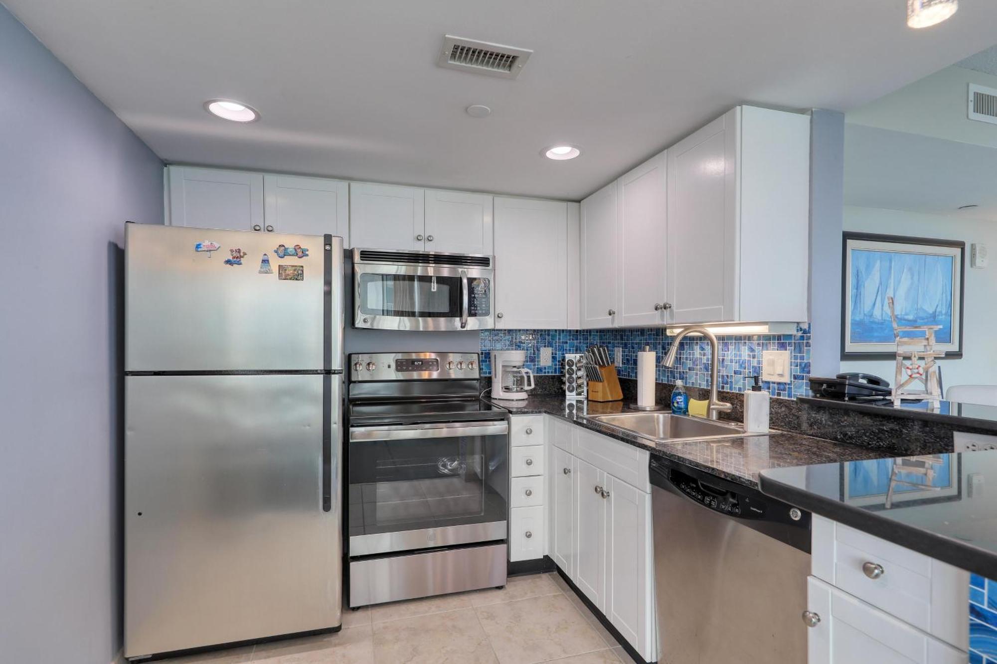 Вилла 107 S Ocean Blvd, 0308 - Ocean Front Sleeps 6 Миртл-Бич Экстерьер фото
